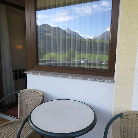 Konukevi Sportpension Thayer