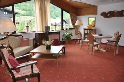 Pensionat Sportpension Thayer 3*